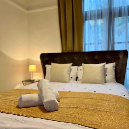 דובר Dovorian Guest House מראה חיצוני תמונה